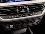 BMW 1-Serie 116i High Executive Automaat (APPLE CARPLAY, NAVIGATIE, CLIMATE, PARKEERSENSOREN, SPORTSTOELEN, CRUISE, NIEUWE APK, NIEUWSTAAT)