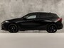 BMW 1-Serie 116i High Executive Automaat (APPLE CARPLAY, NAVIGATIE, CLIMATE, GETINT GLAS, PARKEERSENSOREN, SPORTSTOELEN, CRUISE, NIEUWE APK, NIEUWSTAAT)