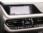 BMW 1-Serie 116i High Executive Automaat (APPLE CARPLAY, NAVIGATIE, CLIMATE, PARKEERSENSOREN, SPORTSTOELEN, CRUISE, NIEUWE APK, NIEUWSTAAT)