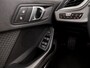 BMW 1-Serie 116i High Executive Automaat (APPLE CARPLAY, NAVIGATIE, CLIMATE, GETINT GLAS, PARKEERSENSOREN, SPORTSTOELEN, CRUISE, NIEUWE APK, NIEUWSTAAT)