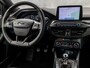 Ford Focus Wagon 1.0 EcoBoost ST Line X 155Pk (APPLE CARPLAY, GROOT NAVI, STUUR/STOELVERWARMING, CAMERA, SPORTSTOELEN, GETINT GLAS, TREKHAAK, NIEUWE APK, NIEUWSTAAT)