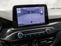 Ford Focus Wagon 1.0 EcoBoost ST Line X 155Pk (APPLE CARPLAY, GROOT NAVI, STUUR/STOELVERWARMING, CAMERA, SPORTSTOELEN, GETINT GLAS, TREKHAAK, NIEUWE APK, NIEUWSTAAT)