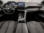 Peugeot 3008 1.2 PureTech Premium Sport Automaat (PANORAMADAK, APPLE CARPLAY, GROOT NAVI, 360 CAMERA, KEYLESS, SPORTSTOELEN, LEDER, ELEK ACHTERKLEP, ADAPTIVE CRUISE, DRIVE MODE, NIEUWSTAAT)