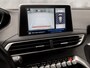 Peugeot 3008 1.2 PureTech Premium Sport Automaat (PANORAMADAK, APPLE CARPLAY, GROOT NAVI, 360 CAMERA, KEYLESS, SPORTSTOELEN, LEDER, ELEK ACHTERKLEP, ADAPTIVE CRUISE, DRIVE MODE, NIEUWSTAAT)