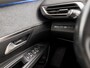 Peugeot 3008 1.2 PureTech Premium Sport Automaat (PANORAMADAK, APPLE CARPLAY, GROOT NAVI, 360 CAMERA, KEYLESS, SPORTSTOELEN, LEDER, ELEK ACHTERKLEP, ADAPTIVE CRUISE, DRIVE MODE, NIEUWSTAAT)