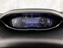 Peugeot 3008 1.2 PureTech Premium Sport Automaat (PANORAMADAK, APPLE CARPLAY, GROOT NAVI, 360 CAMERA, KEYLESS, SPORTSTOELEN, LEDER, ELEK ACHTERKLEP, ADAPTIVE CRUISE, DRIVE MODE, NIEUWSTAAT)