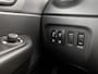Renault Captur 1.2 TCe Expression Sport Automaat (NAVIGATIE, CAMERA, GETINT GLAS, SPORTSTOELEN, CRUISE, NIEUWE APK, NIEUWSTAAT)