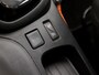 Renault Captur 1.2 TCe Expression Sport Automaat (NAVIGATIE, CAMERA, GETINT GLAS, SPORTSTOELEN, CRUISE, NIEUWE APK, NIEUWSTAAT)