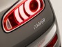 MINI Clubman 1.5 Cooper Chili Sport (PANORAMADAK, NAVIGATIE, CLIMATE, ZWART HEMEL, LEDER, SPORTSTOELEN, GETINT GLAS, LED KOPLAMPEN, PARKEERSENSOREN, NIEUWE APK, NIEUWSTAAT)