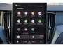 Volvo XC60 T8 Recharge AWD Ultra Black Edition - Panorama/schuifdak - IntelliSafe Assist & Surround - 360º Camera - Harman/Kardon audio - Adaptieve LED koplampen - Verwarmde voorstoelen, stuur & achterbank - Parkeersensoren voor & achter - Elektr. bedienb. voorstoelen met geheugen - Head up display - Draadloze tel. lader - Extra getint glas - 21' LMV