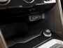 Volkswagen T-Roc 1.5 TSI Sport 150Pk Automaat (APPLE CARPLAY, GROOT NAVI, CLIMATE, GETINT GLAS, SPORTSTOELEN, ADAPTIVE CRUISE, PARKEERSENSOREN, NIEUWE APK, NIEUWSTAAT)
