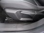 Jeep Avenger 1.2 e-Hybrid Black Edition | Achterbank in delen neerklapbaar | Achteruitrijcamera | Afdaal assistent