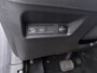 Jeep Avenger 1.2 e-Hybrid Black Edition | Achterbank in delen neerklapbaar | Achteruitrijcamera | Afdaal assistent