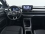 Jeep Avenger 1.2 e-Hybrid Black Edition | Achterbank in delen neerklapbaar | Achteruitrijcamera | Afdaal assistent