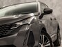 Peugeot 3008 1.2 PureTech Sport Automaat (APPLE CARPLAY, GROOT NAVI, 360 CAMERA, KEYLESS, SPORTSTOELEN, GETINT GLAS, TREKHAAK, NIEUWE APK, NIEUWSTAAT)