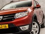 Dacia Sandero 0.9 TCe Stepway Lauréate (NAVIGATIE, AIRCO, TREKHAAK, CRUISE, SPORTSTOELEN, PARKEERSENSOREN, NIEUWE APK, NIEUWSTAAT)
