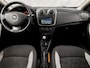 Dacia Sandero 0.9 TCe Stepway Lauréate (NAVIGATIE, AIRCO, TREKHAAK, CRUISE, SPORTSTOELEN, PARKEERSENSOREN, NIEUWE APK, NIEUWSTAAT)
