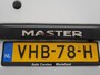 Renault Master T35 2.3dCi 135pk L2H2 3p Navi Camera Airco Pdc Trekhaak Cruise Control R-Link Nieuw Model ! Bluetooth DAB Led Regensensor Betonplex Vloer Lat om Lat Betimmering 1e Eigenaar 2.500kg Trekgewicht Euro 6