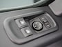 Renault Master T35 2.3dCi 135pk L2H2 3p Navi Camera Airco Pdc Trekhaak Cruise Control R-Link Nieuw Model ! Bluetooth DAB Led Regensensor Betonplex Vloer Lat om Lat Betimmering 1e Eigenaar 2.500kg Trekgewicht Euro 6