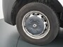 Renault Master T35 2.3dCi 135pk L2H2 3p Navi Camera Airco Pdc Trekhaak Cruise Control R-Link Nieuw Model ! Bluetooth DAB Led Regensensor Betonplex Vloer Lat om Lat Betimmering 1e Eigenaar 2.500kg Trekgewicht Euro 6
