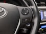 Toyota Auris Touring Sports 1.8 Hybrid Sport Automaat (PANORAMADAK, NAVIGATIE, CLIMATE, CAMERA, SPORTSTOELEN, KEYLESS, GETINT GLAS, NIEUWSTAAT)