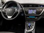 Toyota Auris Touring Sports 1.8 Hybrid Sport Automaat (PANORAMADAK, NAVIGATIE, CLIMATE, CAMERA, SPORTSTOELEN, KEYLESS, GETINT GLAS, NIEUWSTAAT)