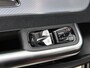 Mercedes-Benz CLA 200 Business Solution AMG | Parkeerpakket | Smartphone integratie | URBAN GUARD | Vast panoramadak | Sfeerverlichting | 	Adaptieve cruisecontrol | Stoelverwarming  |