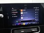 Mercedes-Benz CLA 200 Business Solution AMG | Parkeerpakket | Smartphone integratie | URBAN GUARD | Vast panoramadak | Sfeerverlichting | 	Adaptieve cruisecontrol | Stoelverwarming  |