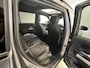 Mercedes-Benz GLB 200 Business Solution AMG 7p. | Navigatie/Android/Apple Carplay | LM Velgen 19" | Elektrisch Glazen Panoramadak | Voorstoelen Verwarmd | Cruise Control | Airco |