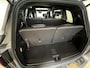 Mercedes-Benz GLB 200 Business Solution AMG 7p. | Navigatie/Android/Apple Carplay | LM Velgen 19" | Elektrisch Glazen Panoramadak | Voorstoelen Verwarmd | Cruise Control | Airco |