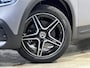 Mercedes-Benz GLB 200 Business Solution AMG 7p. | Navigatie/Android/Apple Carplay | LM Velgen 19" | Elektrisch Glazen Panoramadak | Voorstoelen Verwarmd | Cruise Control | Airco |