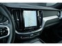 Volvo XC60 2.0 T6 Plug-in hybrid AWD R-Design 350 PK|Pano|Trekhaak