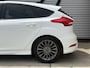 Ford Focus 1.0 ST-Line 2e Eigenaar|Navi|Airco|Trekhaak|Elek ramen|Nieuwe APK bij aflevering