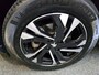 Peugeot e-2008 EV Allure Pack 50 kWh Carplay PDC LED Cruise Trekhaak Camera 17"LM