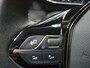 Peugeot e-2008 EV Allure Pack 50 kWh Carplay PDC LED Cruise Trekhaak Camera 17"LM