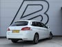 Peugeot 308 SW 1.2 PureTech Allure Navi|Clima|Pano|Cruise|Camera|PDC V+A|D-riem vv in 2022|N.A.P|APK tot 05-2027