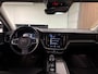 Volvo V60 B5 Aut. Inscription | Trekhaak | Harman Kardon | Adaptieve Cruise Control | Stoel en Stuurwielverwarming | Parkeercamera | Full LED Meesturende koplampen | Pilot Assist | BLIS Dode Hoek Detectie | Voorstoelen elektrisch geheugen | Lederen bekleding | Zitting verlenging voorstoelen | 18 Inch | Keyless Drive | Parkeersensoren voor+achter | Privacy Glass | Elektrisch bedienbare achterklep | Draadloos telefoon opladen | Climate Control L+R | Breedstralers in voorbumper | Alarm Klasse III | DAB Radio | Apple Carplay/Android auto | Volvo On Call met mobiele App functie | Pebble Grey Metallic |