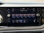 Volkswagen Polo 1.0 TSI Comfortline Business Achteruitrijcamera | Climate control | Lichtmetalen velgen | Adaptieve cruise control | Navigatiesysteem | Apple CarPlay/Android Auto | Parkeersensoren voor en achter
