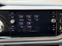 Volkswagen Polo 1.0 TSI Comfortline Business Achteruitrijcamera | Climate control | Lichtmetalen velgen | Adaptieve cruise control | Navigatiesysteem | Apple CarPlay/Android Auto | Parkeersensoren voor en achter