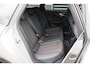 Audi A4 Avant 40 TFSI 204pk quattro S edition Competition | Elek. Sportstoelen | Audi-SOUND | Privacy Glas | Apple Carplay & Android Auto | Parkeersensoren | Sportonderstel | 19" Velgen