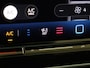 Volkswagen Tiguan 1.5 eHybrid R-Line Edition | SoH 100% | Panoramadak | Trekhaak | Lederen bekleding ‘Varenna’ | 360 camera | Black style | Harman/kardon | Adaptieve demping |