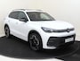 Volkswagen Tiguan 1.5 eHybrid R-Line Edition | SoH 100% | Panoramadak | Trekhaak | Lederen bekleding ‘Varenna’ | 360 camera | Black style | Harman/kardon | Adaptieve demping |