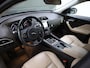 Jaguar F-Pace 3.0 Portfolio AWD 30d Navigatie | Leder | bi- Xenon | LM 22 inch |