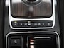 Jaguar F-Pace 3.0 Portfolio AWD 30d Navigatie | Leder | bi- Xenon | LM 22 inch |