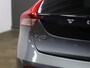 Volvo V40 2.0 D2 Momentum | Navigatie | Voorstoelen verwarmd | Verwarmde voorruit |
