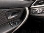 BMW 3-Serie 318i Sportline Automaat (GROOT NAVI, BLACK PACK, CLIMATE, PARKEERSENSOREN, SPORTSTOELEN, LED KOPLAMPEN, CRUISE, NIEUWE APK, NIEUWSTAAT)