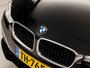 BMW 3-Serie 318i Sportline Automaat (GROOT NAVI, BLACK PACK, CLIMATE, PARKEERSENSOREN, SPORTSTOELEN, LED KOPLAMPEN, CRUISE, NIEUWE APK, NIEUWSTAAT)