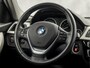 BMW 3-Serie 318i Sportline Automaat (GROOT NAVI, BLACK PACK, CLIMATE, PARKEERSENSOREN, SPORTSTOELEN, LED KOPLAMPEN, CRUISE, NIEUWE APK, NIEUWSTAAT)
