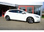 Volvo V40 2.0 T2 Nordic+ Leder|1e Eig|Navi|Clima|LMV