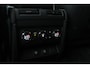 Land Rover Defender OCTA 4.4 P635 Octa | Treeplanken | Trekhaak | Luchtvering | ClearSight | Meridian Surround | Head-Up | Panoramadak